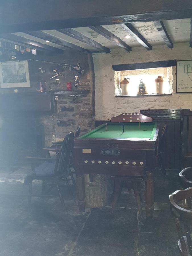 The Old Red Lion Hotel Bruton Eksteriør billede